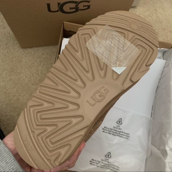 Ugg Kids Classic II Glitter Leopard - Picture 4 of 5